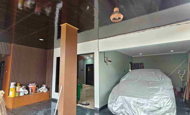 Rumah baru jadi dalam kompleks condet