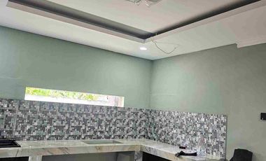 Rumah baru jadi dalam kompleks condet