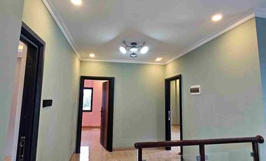 Rumah baru jadi dalam kompleks condet