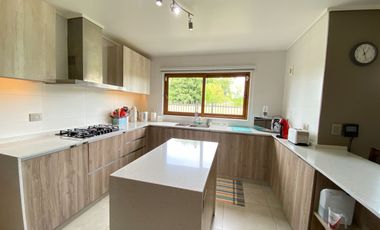 Hermosa y Amplia Casa Sector Residencial de Temuco