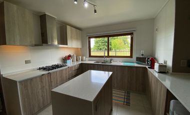 Hermosa y Amplia Casa Sector Residencial de Temuco