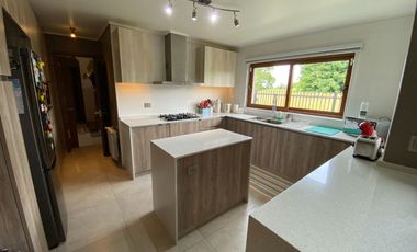 Hermosa y Amplia Casa Sector Residencial de Temuco