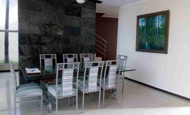 Urbanización en Ceibos  venta de Casa excelente ubicación.