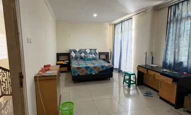 Jual Cepat Rumah BGM PIK 8x18 SHM 2,5lantai Furnish+AC, cluster ekslusif