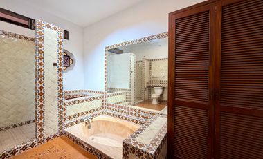 CASA DE UN NIVEL CON DEPARTAMENTO INDEPENDIENTE EN ACAPATZINGO, CUERNAVACA