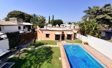 CASA DE UN NIVEL CON DEPARTAMENTO INDEPENDIENTE EN ACAPATZINGO, CUERNAVACA