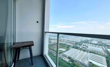 DIJUAL / SEWA CEPAT Studio Full Furnished Sedayu Suites – Interior Modern, View City, Siap Huni!