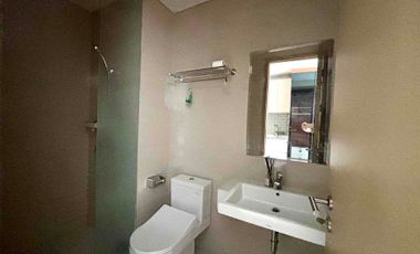 DIJUAL / SEWA CEPAT Studio Full Furnished Sedayu Suites – Interior Modern, View City, Siap Huni!