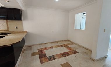 Casa en RENTA dentro de coto en URBI QUINTA MONTECARLO en Tonalá
