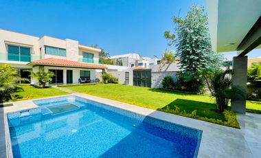 CASA NUEVA CON 4 HABITACIONES, ALBERCA Y JARDIN EN FRACCIONAMIENTO, XOCHITEPEC, MORELOS