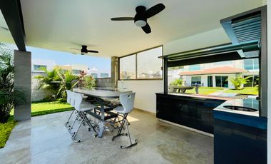CASA NUEVA CON 4 HABITACIONES, ALBERCA Y JARDIN EN FRACCIONAMIENTO, XOCHITEPEC, MORELOS