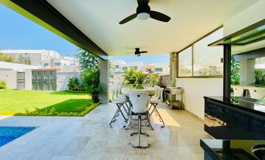 CASA NUEVA CON 4 HABITACIONES, ALBERCA Y JARDIN EN FRACCIONAMIENTO, XOCHITEPEC, MORELOS