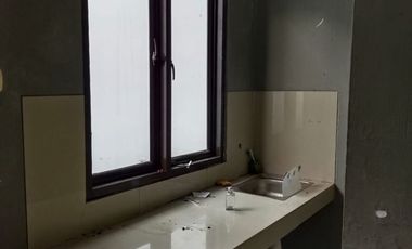 Rumah Over Kredit 79JT di Perum Santorini Residence Jatiasih dkt Tol