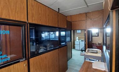 BODEGA EN OBLATOS (1,200 m2 a 4 cuadras del CENTRO MÉDICO NACIONAL DE OCCIDENTE IMSS), GUADALAJARA, JAL.