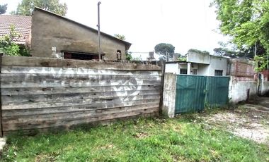 VENTA CASA 3 AMB. COCHERA, QUINCHO, PARQUE Z/ VERTIZ ESQ TETAMANTI BARRIO BOSQUE GRANDE MDP
