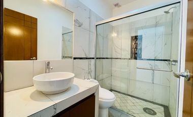 CASA NUEVA EN VENTA CON 6 HABITACIONES, ALBERCA Y JARDIN EN FRACCIONAMIENTBRISAS, CUERNAVACA, MORELOS