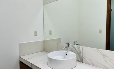CASA NUEVA EN VENTA CON 6 HABITACIONES, ALBERCA Y JARDIN EN FRACCIONAMIENTBRISAS, CUERNAVACA, MORELOS