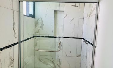 CASA NUEVA EN VENTA CON 6 HABITACIONES, ALBERCA Y JARDIN EN FRACCIONAMIENTBRISAS, CUERNAVACA, MORELOS