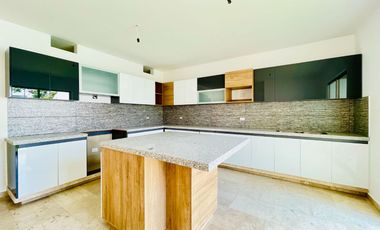 CASA NUEVA CON 4 HABITACIONES, ALBERCA Y JARDIN DENTRO DE FRACCIONAMIENTO EN XOCHITEPEC, MORELOS