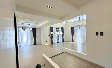 Elegant Spacious 3BR Bungalow with Private Pool for Sale In San Fernando