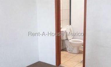 Casa en Condominio en Venta en Cuautitlán Izcalli, Av. Paseo del Alba, con Dos Niveles y Tres Recámaras #26-2665 AVC