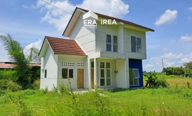 RUMAH BARU 2 LANTAI + TANAH DIJUAL DI SOLO BARAT DEKAT WADUK CENGKLIK DAN BANDARA ADI SOEMARMO