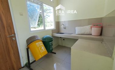 RUMAH BARU 2 LANTAI + TANAH DIJUAL DI SOLO BARAT DEKAT WADUK CENGKLIK DAN BANDARA ADI SOEMARMO