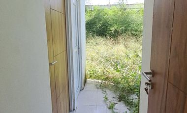 RUMAH BARU 2 LANTAI + TANAH DIJUAL DI SOLO BARAT DEKAT WADUK CENGKLIK DAN BANDARA ADI SOEMARMO