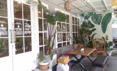 Bangunan Ex Cafe dan Guest house jl Tupai Makassar