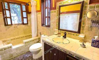 Residencia de Ensueño en Tepoztlán con Vistas a la Montaña y Privacidad Total