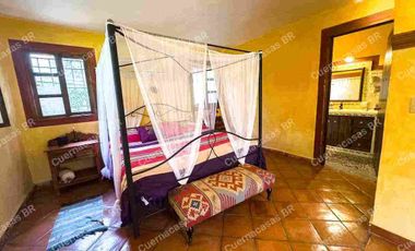 Residencia de Ensueño en Tepoztlán con Vistas a la Montaña y Privacidad Total