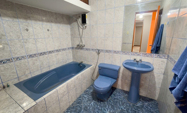 🏡 Vendo casa en una de las zonas más prácticas y en crecimiento de Santiago de Surco ✨