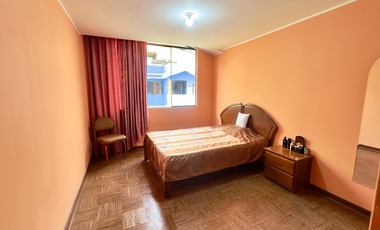 🏡 Vendo casa en una de las zonas más prácticas y en crecimiento de Santiago de Surco ✨