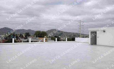 Se vende edificio sobre Avenida López Mateos, Ciudad Satélite