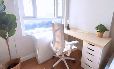 STUDIO WITH NICE VIEW AT THE ARTON BY ROCKWELL — BRAND NEW AT ₱25K