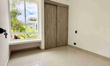 Casa 1 piso Remodelada y ampliada hacienda el castillo