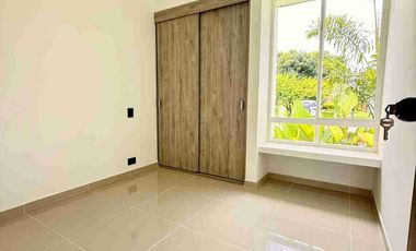 Casa 1 piso Remodelada y ampliada hacienda el castillo