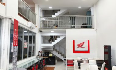 DIISEWAKAN RUKO GANDENG BERPAGAR DI CAKUNG JAKARTA TIMUR