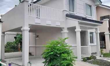 For Rent  Single detached house in Sta Rosa, Laguna, Near Enchanted Kingdom, Waltermart, Accessible to major roads like SLEX and Sta Rosa-Tagatay
