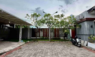 Rumah baru minimalis modern dalam perumahan elite dekat Kota Gedhe