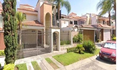 🏡Elegante residencia de oportunidad para inversión u hogar