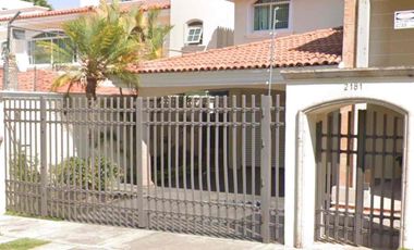 🏡Elegante residencia de oportunidad para inversión u hogar
