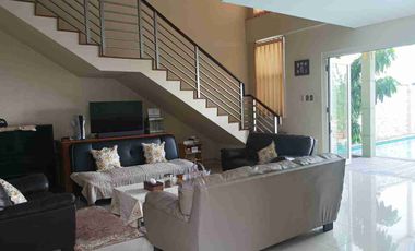 Rumah luas dgn fasilitas kolam renang di Perumahan Lingkar Asri Jatibening Bekasi