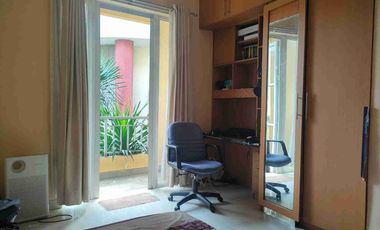 Rumah luas dgn fasilitas kolam renang di Perumahan Lingkar Asri Jatibening Bekasi