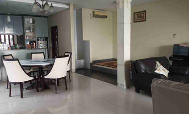 Rumah luas dgn fasilitas kolam renang di Perumahan Lingkar Asri Jatibening Bekasi