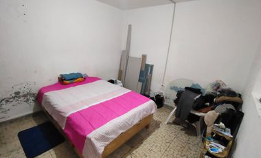 Se vende propiedad con 6 departamentos y local comercial