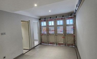 Lokasi strategis! Brand New Modern Minimalis Dijual Rumah Jelambar Kavling Polri 2,5 Lantai Unfurnish Grogol jakarta barat