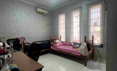 Dijual Rumah Plus Tempat Usaha Lokasi Kota Tangerang bisa Nego