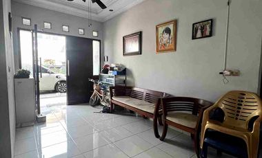 Dijual Rumah Plus Tempat Usaha Lokasi Kota Tangerang bisa Nego