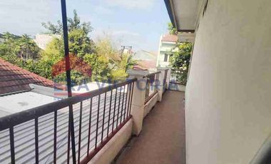 Dijual/Disewakan Rumah Pojok di jalan kembar dekat RS Delta Surya